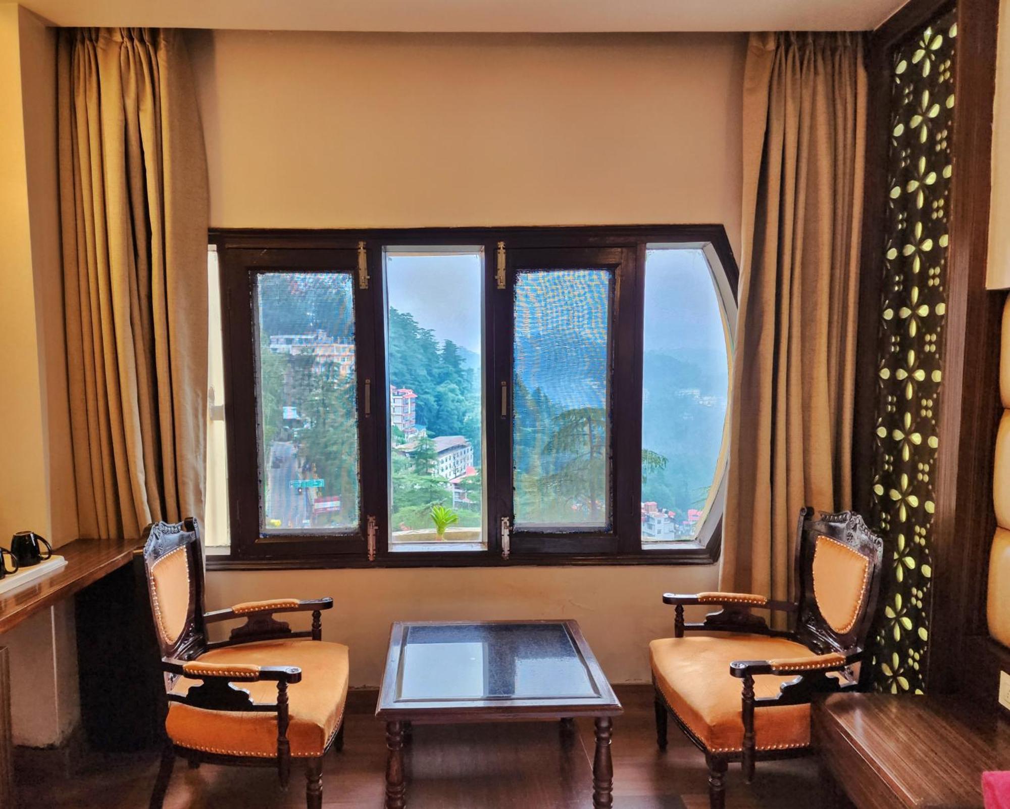 Hotel Surya Shimla Exteriör bild