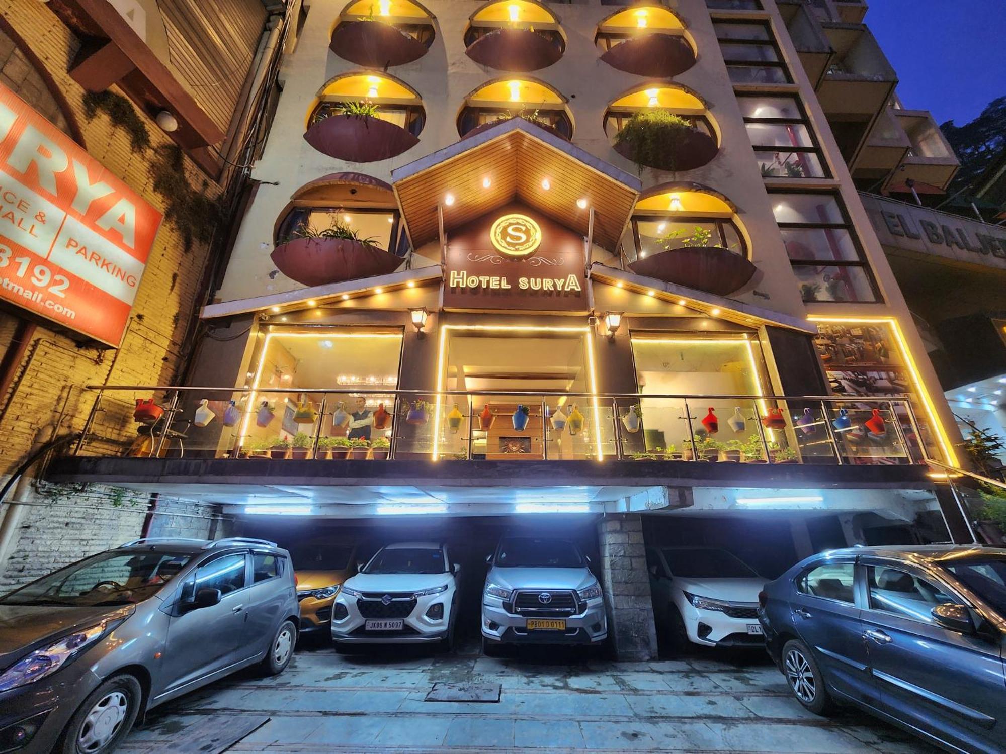 Hotel Surya Shimla Exteriör bild